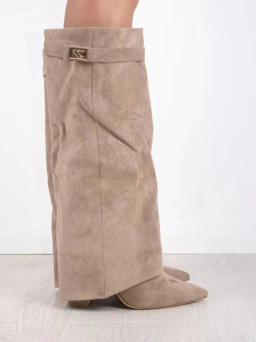 Eleganckie wysokie botki z zamszu - Moda damska - Styl i komfort vivano-warszawa