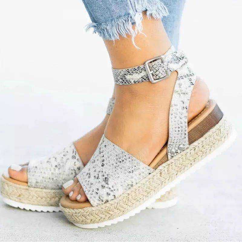 Damskie Espadryle Sandały - Koturnie z Paskiem Livia